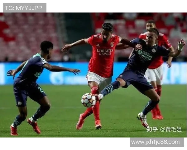 巴西国际迎战沙佩全力争胜展现球队实力与决心 巴西国际迎战沙佩全力争胜展现球队实力与决心